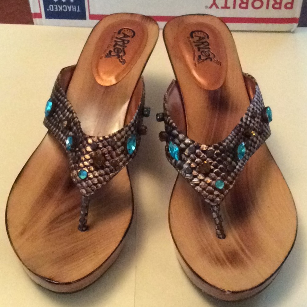 Carlos Santana NWOT Blaze Wood Sandals Turquoise Rhinestones